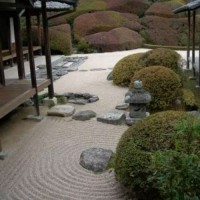 jardin zen 2 200x200 Jardines con Aire Oriental